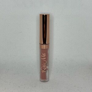 Kiss Me Matte Liquid Lipstick Promiscuous